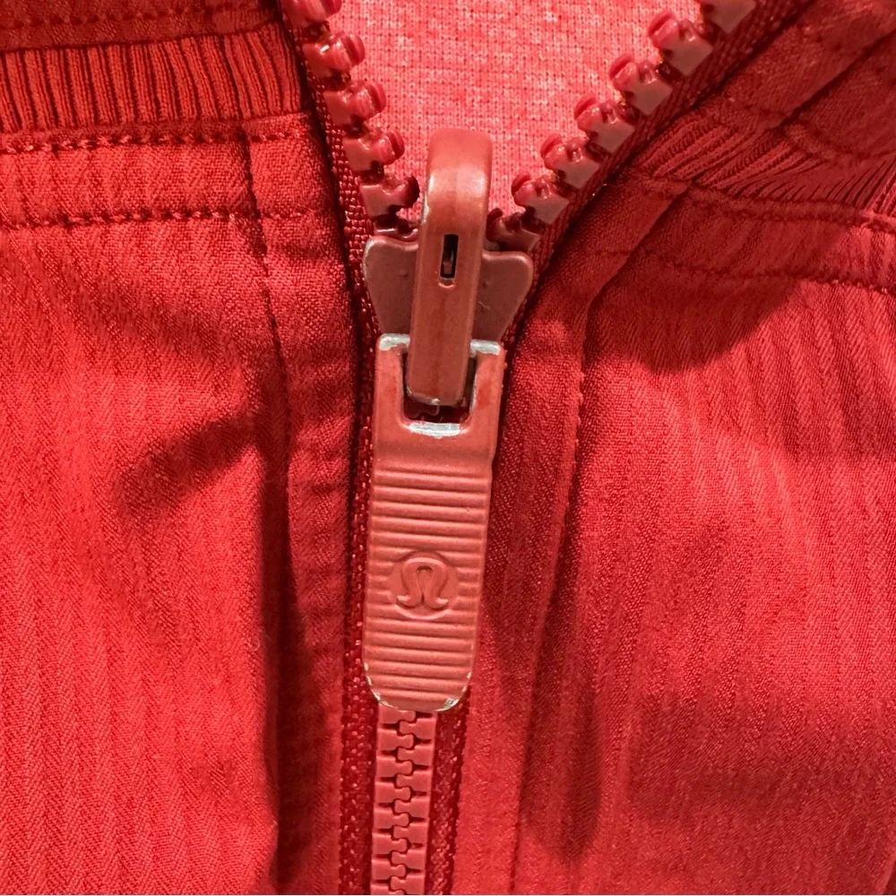 Lululemon Dance Studio Jacket Rib Sleeve Reversible Dark Sport Red Zip Up Size 4